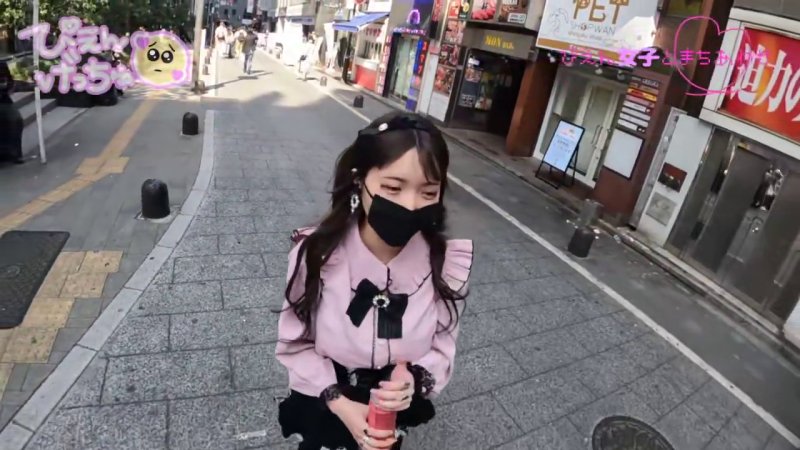 アキバのコンカフェから歌舞伎町へ！ダウナー系ぴえんの爆乳美少女がストゼロでとろける夜