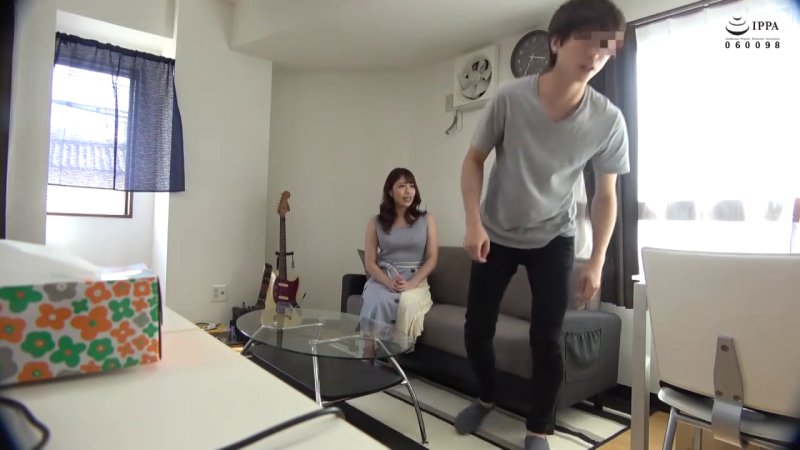 若妻つかさの禁断の体験！巨乳と巨尻を武器に、素人ホイホイワイフが魅せるエロ交尾